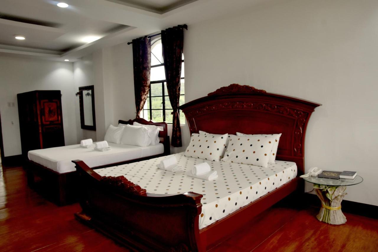 Isla De Oro Hotel Mamburao ภายนอก รูปภาพ