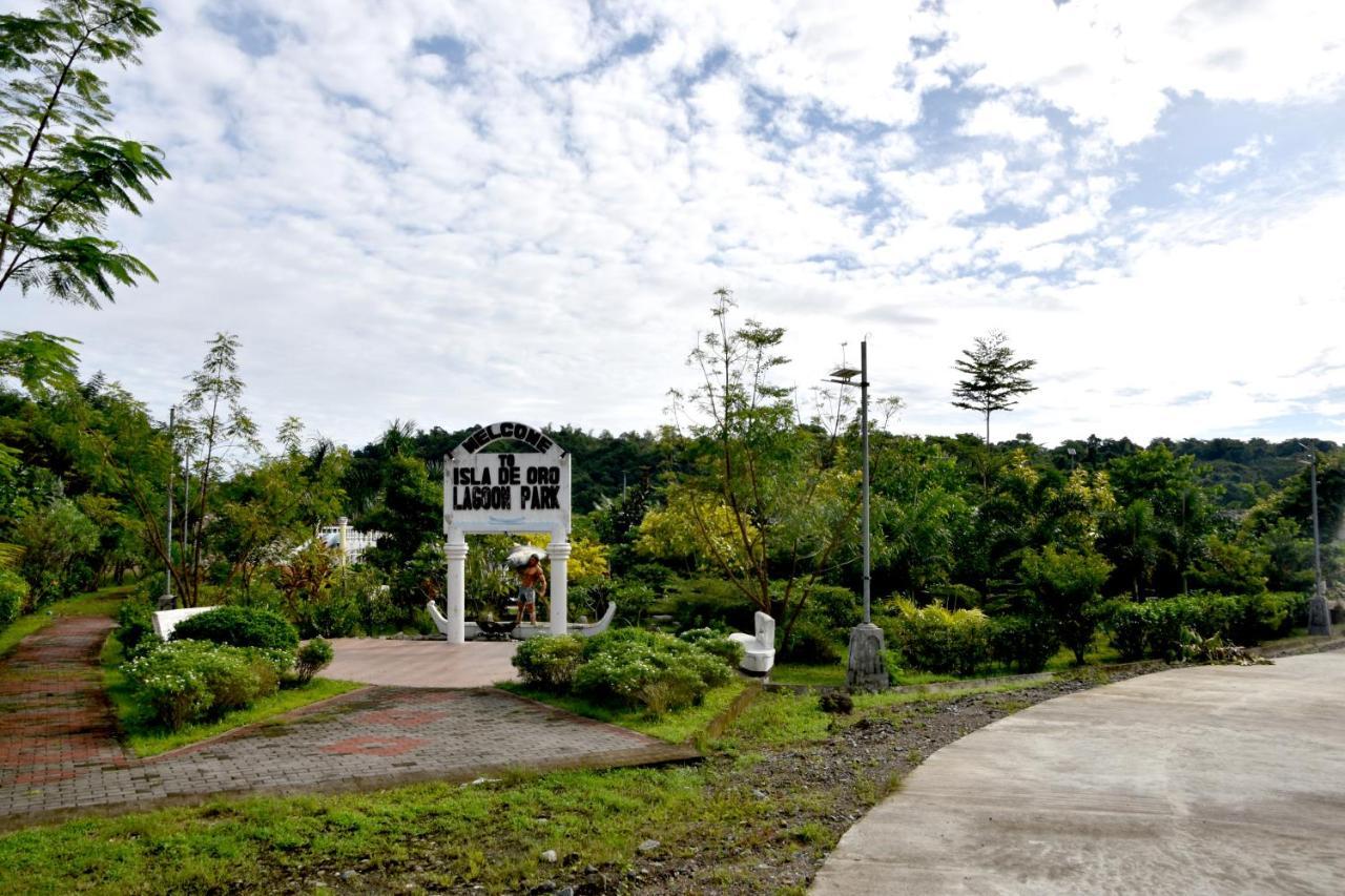 Isla De Oro Hotel Mamburao ภายนอก รูปภาพ