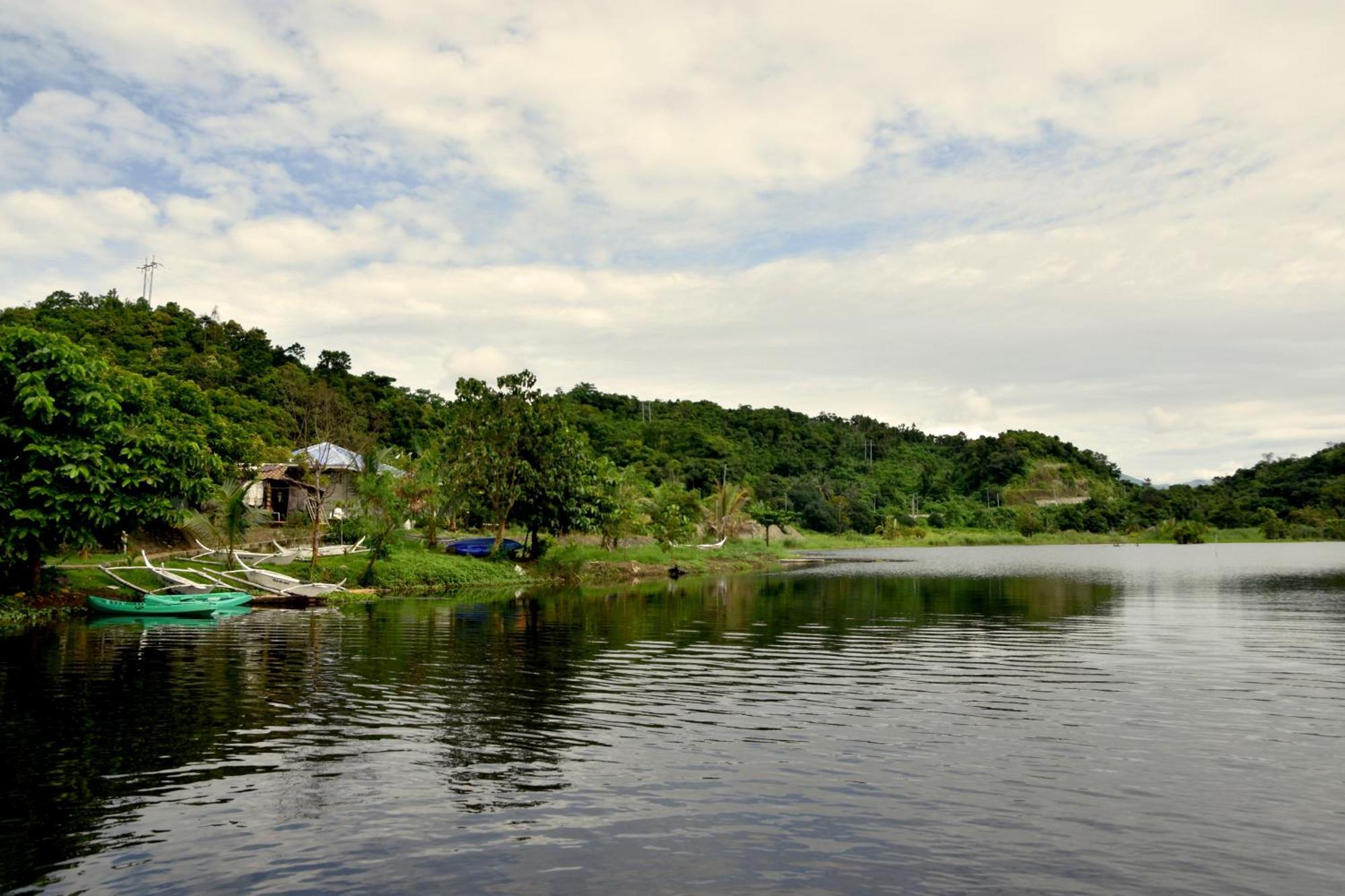Isla De Oro Hotel Mamburao ภายนอก รูปภาพ