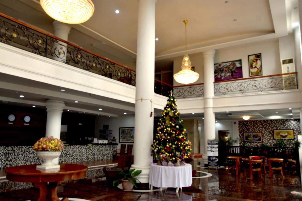 Isla De Oro Hotel Mamburao ภายนอก รูปภาพ